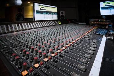 半音文化錄音混音培訓課學員招募全案——為你開啟錄音師、混音師、制作人的大門